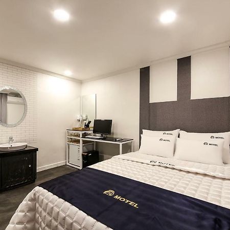 Prince Motel Busan Buitenkant foto